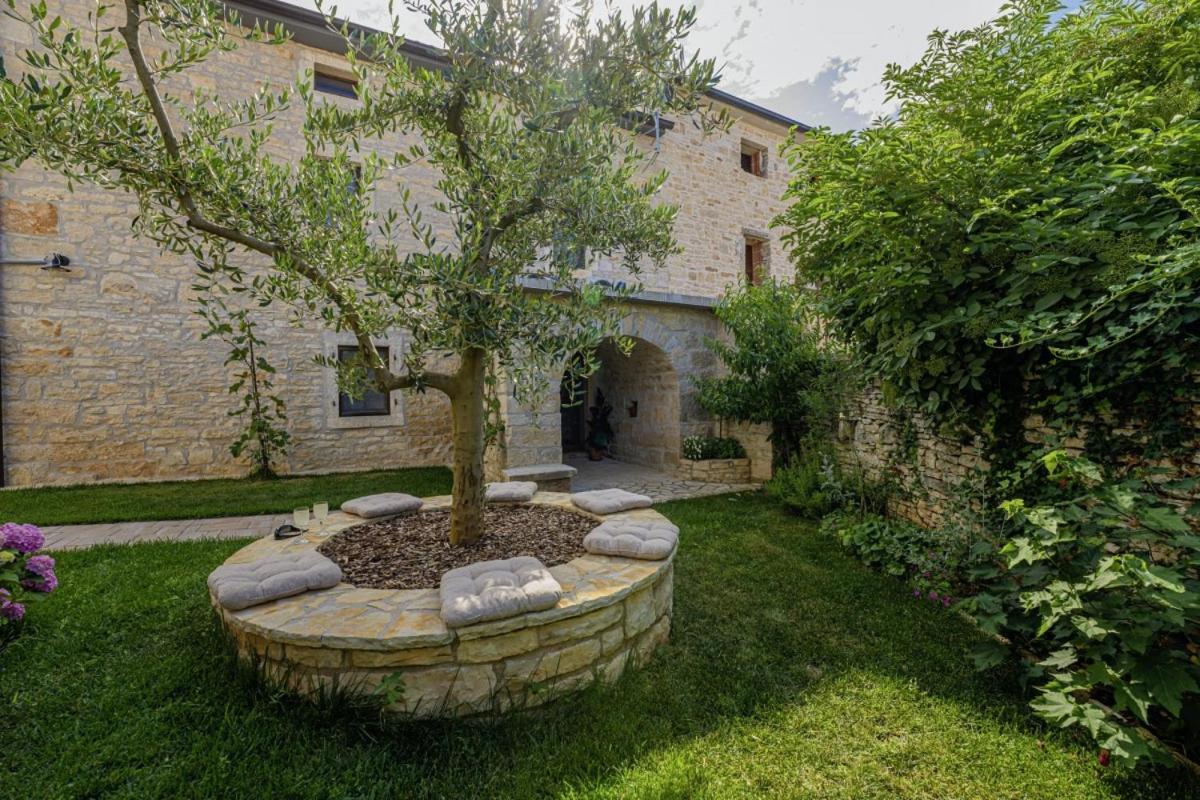 Villa Olea In Barat - Haus Fuer 6-8 Personen Kanfanar Exterior photo